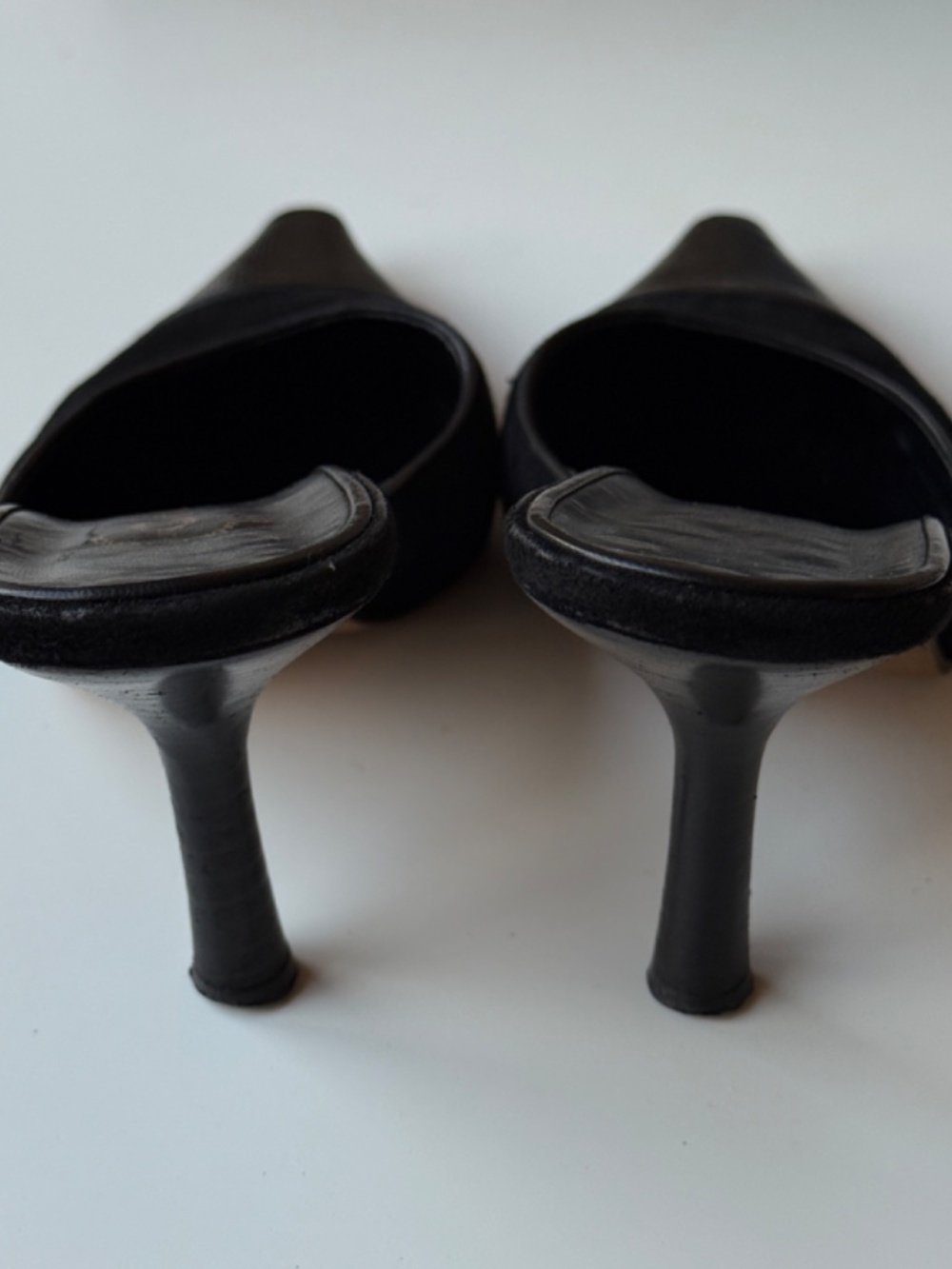 CHANEL vintage black suede mules, EU 39.5 / US 9, 3.5’’ heel - Picture 15 of 15